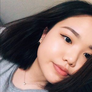 Meet your Posher, Juli